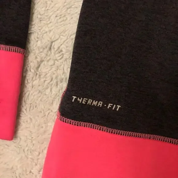 Nike Women’s size large therma Fit  hooded Sweatshirt Pink Black - Picture 7 of 7